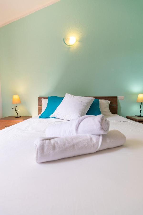 Vista Mare Apartment 6 Olbia Kültér fotó